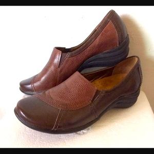 Hush Puppies Verse  Brown Leather Slip-On Comfort Loafer Shoes Women's US Sz 8M